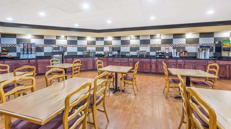 <b>Ramada Macon Other</b>. Images powered by <a href="https://iceportal.shijigroup.com/" title="IcePortal" target="_blank">IcePortal</a>.