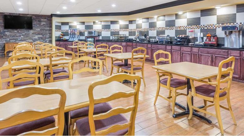 <b>Ramada Macon Other</b>. Images powered by <a href="https://iceportal.shijigroup.com/" title="IcePortal" target="_blank">IcePortal</a>.