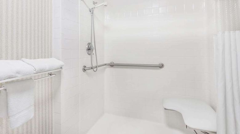 <b>Ramada Macon Room</b>. Images powered by <a href="https://iceportal.shijigroup.com/" title="IcePortal" target="_blank">IcePortal</a>.