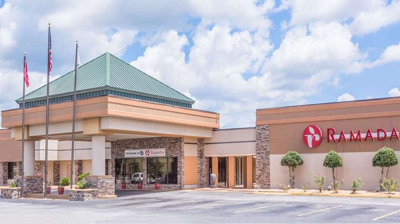 <b>Ramada Macon Exterior</b>. Images powered by <a href="https://iceportal.shijigroup.com/" title="IcePortal" target="_blank">IcePortal</a>.