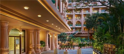 The Leela Palace Bangalore Exterior