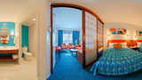 <b>Universal's Cabana Bay Beach Resort Suite</b>. Virtual Tours powered by <a href="https://iceportal.shijigroup.com/" title="IcePortal" target="_blank">IcePortal</a>.