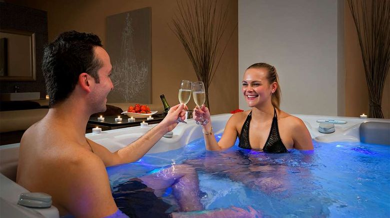 <b>Atrium Platinum Spa & Convention Resort Spa</b>. Images powered by <a href="https://iceportal.shijigroup.com/" title="IcePortal" target="_blank">IcePortal</a>.