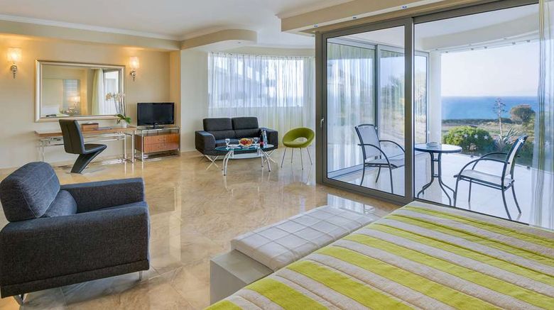 <b>Atrium Platinum Spa & Convention Resort Suite</b>. Images powered by <a href="https://iceportal.shijigroup.com/" title="IcePortal" target="_blank">IcePortal</a>.