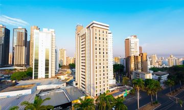 Golden Tulip Address