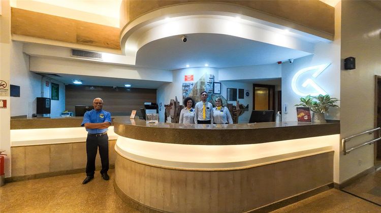 Golden Tulip Address Lobby