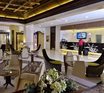 Golden Tulip Bahrain Lobby