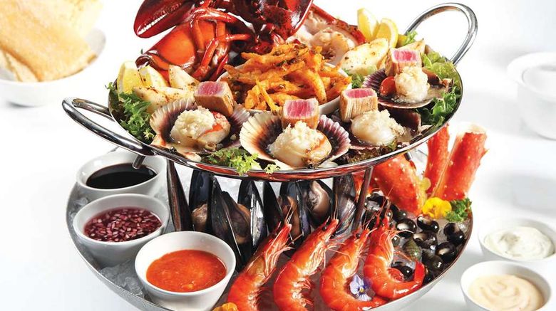 <b>Golden Tulip Bahrain Restaurant</b>. Images powered by <a href="https://iceportal.shijigroup.com/" title="IcePortal" target="_blank">IcePortal</a>.