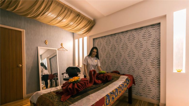 <b>Golden Tulip Bahrain Spa</b>. Images powered by <a href="https://iceportal.shijigroup.com/" title="IcePortal" target="_blank">IcePortal</a>.