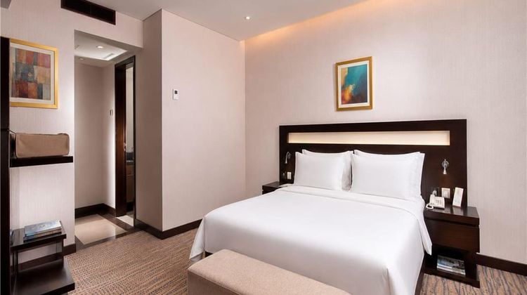 Golden Tulip Bahrain Suite