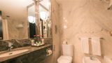 <b>Golden Tulip Bahrain Room</b>. Images powered by <a href="https://iceportal.shijigroup.com/" title="IcePortal" target="_blank">IcePortal</a>.