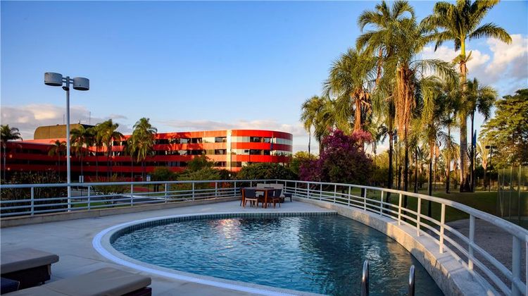 Golden Tulip Brasilia Alvorada Pool
