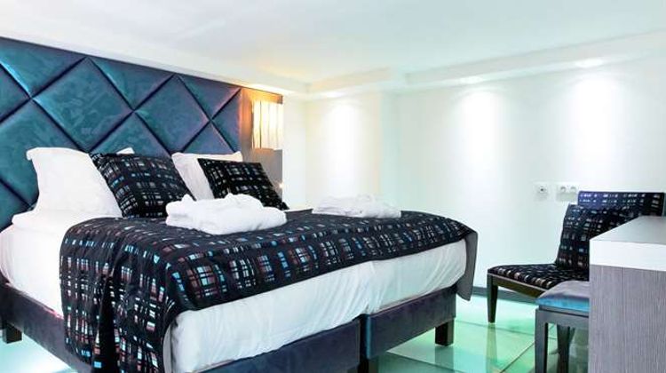 Golden Tulip Cannes Hotel de Paris Suite