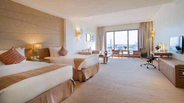 Golden Tulip Corniche Dammam Room