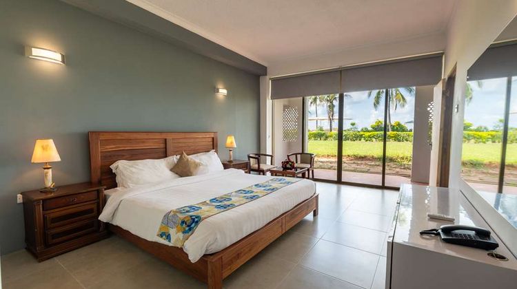 Golden Tulip Dar Es Salaam Room