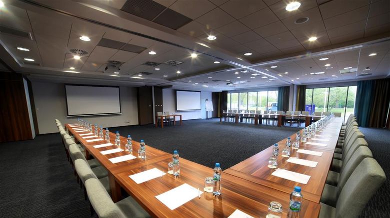 <b>Golden Tulip Gdansk Residence Meeting</b>. Images powered by <a href="https://iceportal.shijigroup.com/" title="IcePortal" target="_blank">IcePortal</a>.