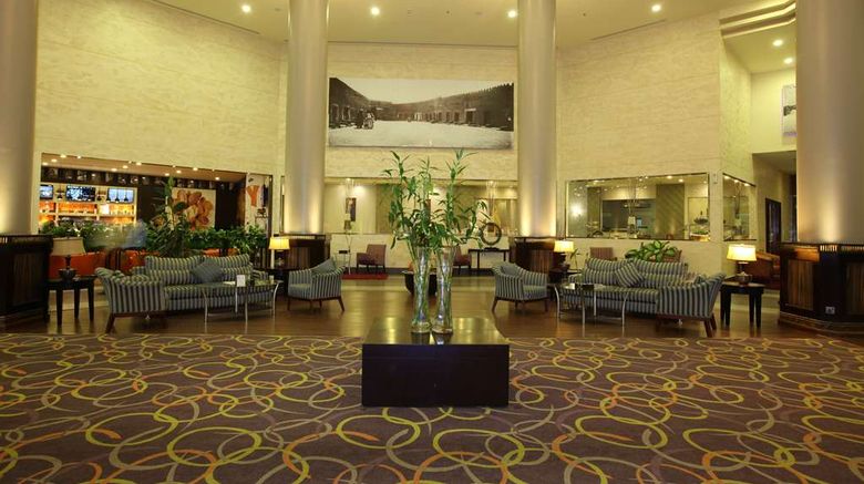 <b>Golden Tulip Hail Hotel Lobby</b>. Images powered by <a href="https://iceportal.shijigroup.com/" title="IcePortal" target="_blank">IcePortal</a>.