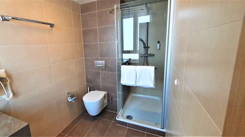 <b>Golden Tulip Kassel Hotel Reiss Room</b>. Images powered by <a href="https://iceportal.shijigroup.com/" title="IcePortal" target="_blank">IcePortal</a>.