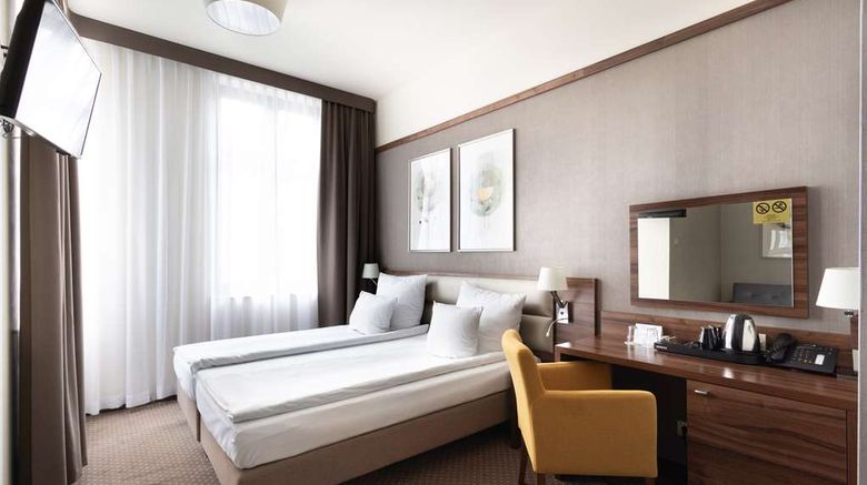 <b>Golden Tulip Krakow City Center Room</b>. Images powered by <a href="https://iceportal.shijigroup.com/" title="IcePortal" target="_blank">IcePortal</a>.