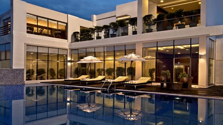 <b>Golden Tulip Lucknow Pool</b>. Images powered by <a href="https://iceportal.shijigroup.com/" title="IcePortal" target="_blank">IcePortal</a>.