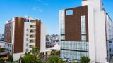 Golden Tulip Lucknow Exterior