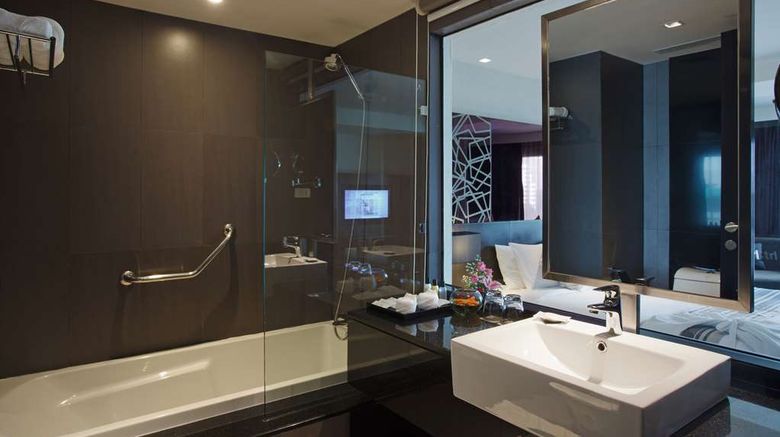 <b>Golden Tulip Mandison Suites Room</b>. Images powered by <a href="https://iceportal.shijigroup.com/" title="IcePortal" target="_blank">IcePortal</a>.