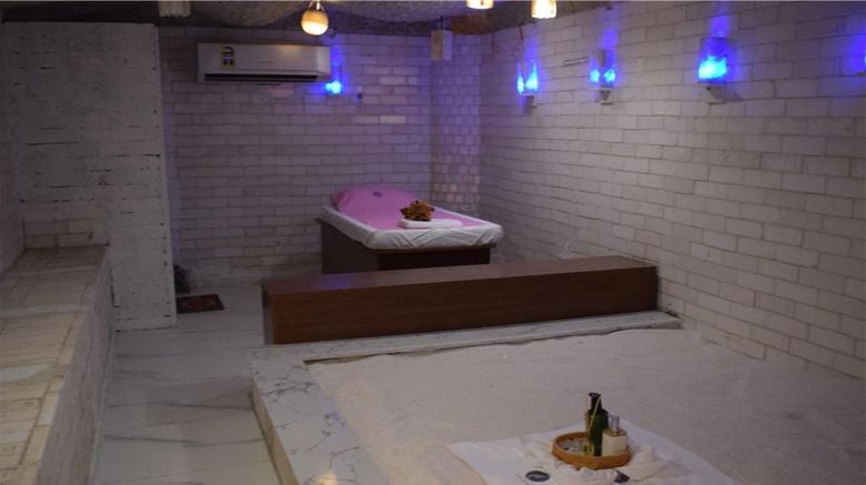 <b>Golden Tulip Nizwa Spa</b>. Images powered by <a href="https://iceportal.shijigroup.com/" title="IcePortal" target="_blank">IcePortal</a>.