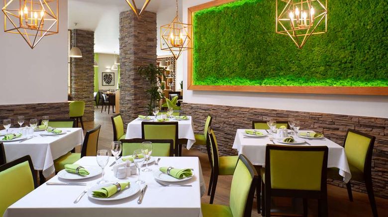 <b>Golden Tulip Rosa Khutor Restaurant</b>. Images powered by <a href="https://iceportal.shijigroup.com/" title="IcePortal" target="_blank">IcePortal</a>.