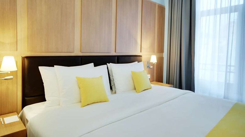 <b>Golden Tulip Rosa Khutor Suite</b>. Images powered by <a href="https://iceportal.shijigroup.com/" title="IcePortal" target="_blank">IcePortal</a>.