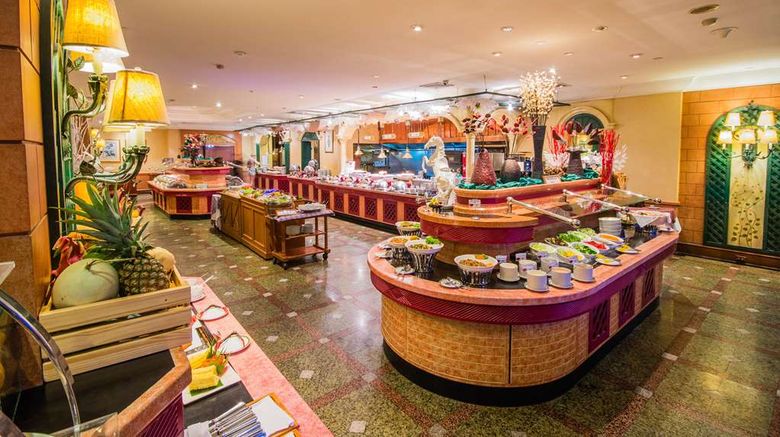 <b>Golden Tulip Sovereign Hotel Bangkok Restaurant</b>. Images powered by <a href="https://iceportal.shijigroup.com/" title="IcePortal" target="_blank">IcePortal</a>.