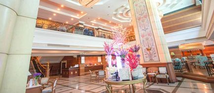 Golden Tulip Sovereign Hotel Bangkok Lobby