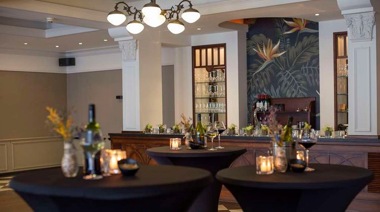 Golden Tulip West Ende Ballroom