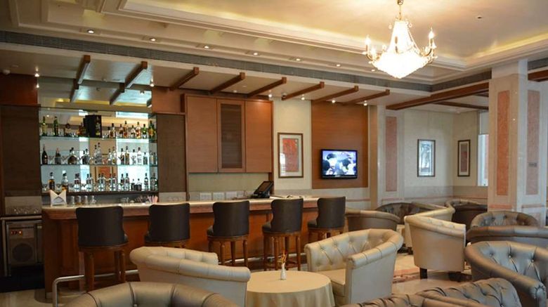 <b>Royal Tulip Navi Mumbai Restaurant</b>. Images powered by <a href="https://iceportal.shijigroup.com/" title="IcePortal" target="_blank">IcePortal</a>.