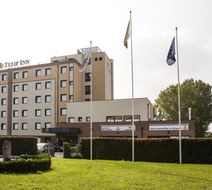 Tulip Inn Padova Hotel Exterior