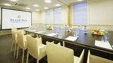 <b>Tulip Inn Rosa Khutor Meeting</b>. Images powered by <a href="https://iceportal.shijigroup.com/" title="IcePortal" target="_blank">IcePortal</a>.