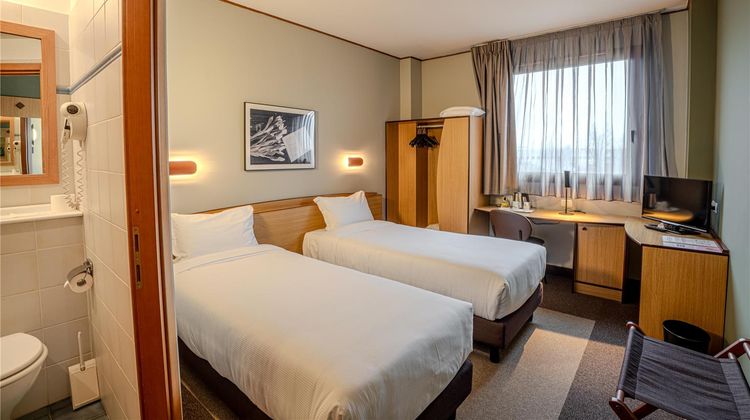 Tulip Inn Turin South Hotel Room