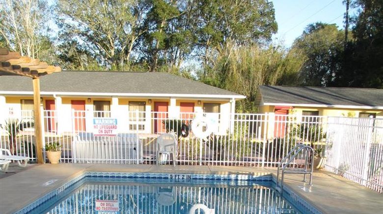 <b>Americas Best Value Inn Starke Pool</b>. Images powered by <a href="https://iceportal.shijigroup.com/" title="IcePortal" target="_blank">IcePortal</a>.