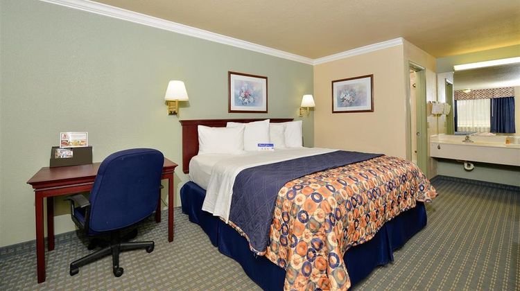 Americas Best Value Inn Hobby Arpt Room