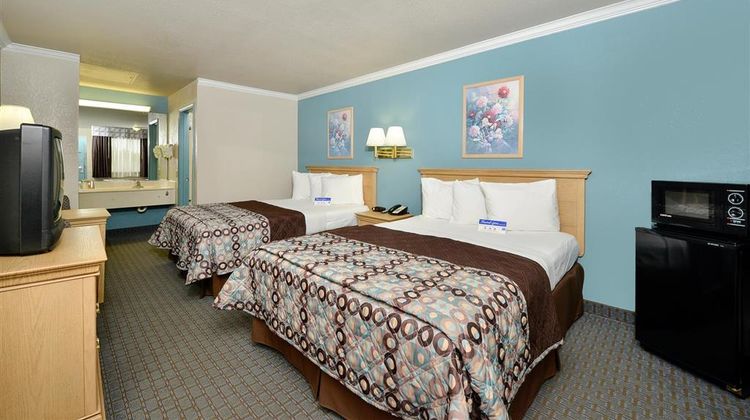 Americas Best Value Inn Hobby Arpt Room