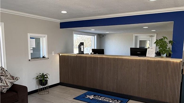 <b>Americas Best Value Inn, Ponca City Lobby</b>. Images powered by <a href="https://iceportal.shijigroup.com/" title="IcePortal" target="_blank">IcePortal</a>.