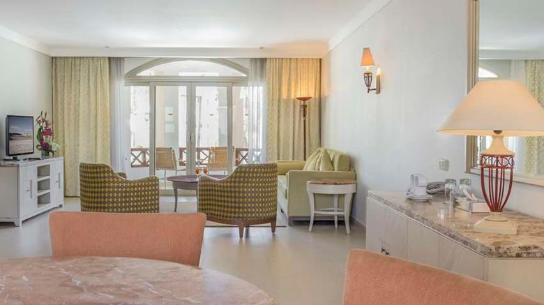 <b>Concorde El Salam Hotel by Royal Tulip Suite</b>. Images powered by <a href="https://iceportal.shijigroup.com/" title="IcePortal" target="_blank">IcePortal</a>.
