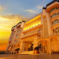 Golden Tulip Hotel Jaipur