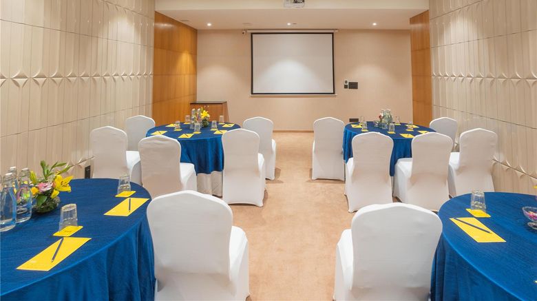<b>Golden Tulip Hotel Jaipur Meeting</b>. Images powered by <a href="https://iceportal.shijigroup.com/" title="IcePortal" target="_blank">IcePortal</a>.
