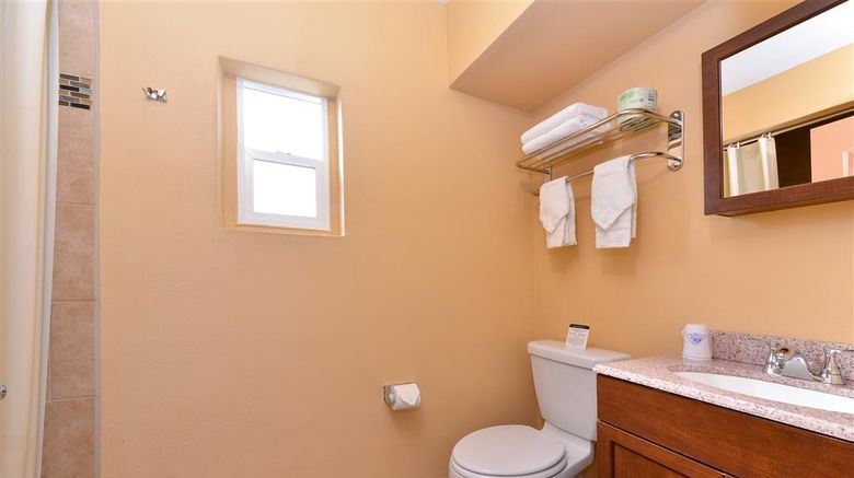 <b>Americas Best Value Inn, Porterville Room</b>. Images powered by <a href="https://iceportal.shijigroup.com/" title="IcePortal" target="_blank">IcePortal</a>.