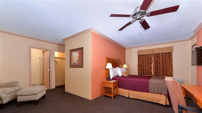 <b>Americas Best Value Inn, Porterville Suite</b>. Images powered by <a href="https://iceportal.shijigroup.com/" title="IcePortal" target="_blank">IcePortal</a>.