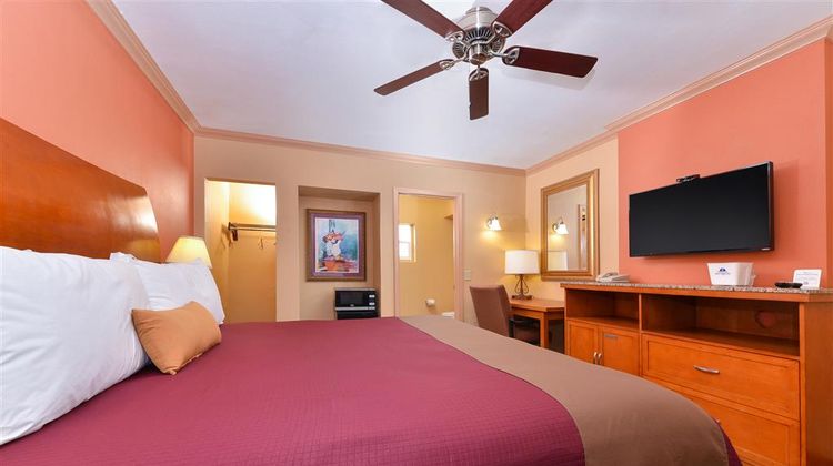Americas Best Value Inn, Porterville Room