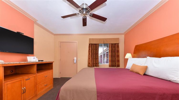 Americas Best Value Inn, Porterville Room