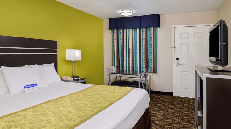 Americas Best Value Inn Pasadena Room