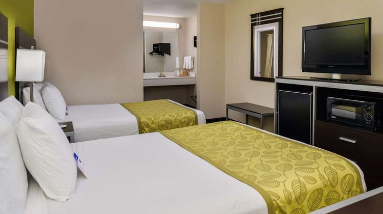 Americas Best Value Inn Pasadena Room