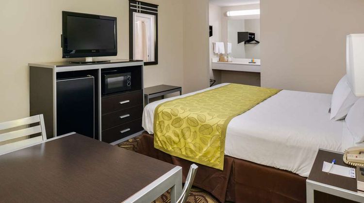 Americas Best Value Inn Pasadena Room